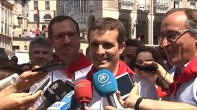 Sonoro abucheo a Pablo Casado en las fiestas de la Virgen Blanca de Vitoria