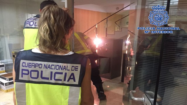 Policía registra varias sedes y oficinas de Idental