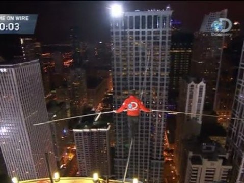 El funambulista Nik Wallenda logra dos nuevos records