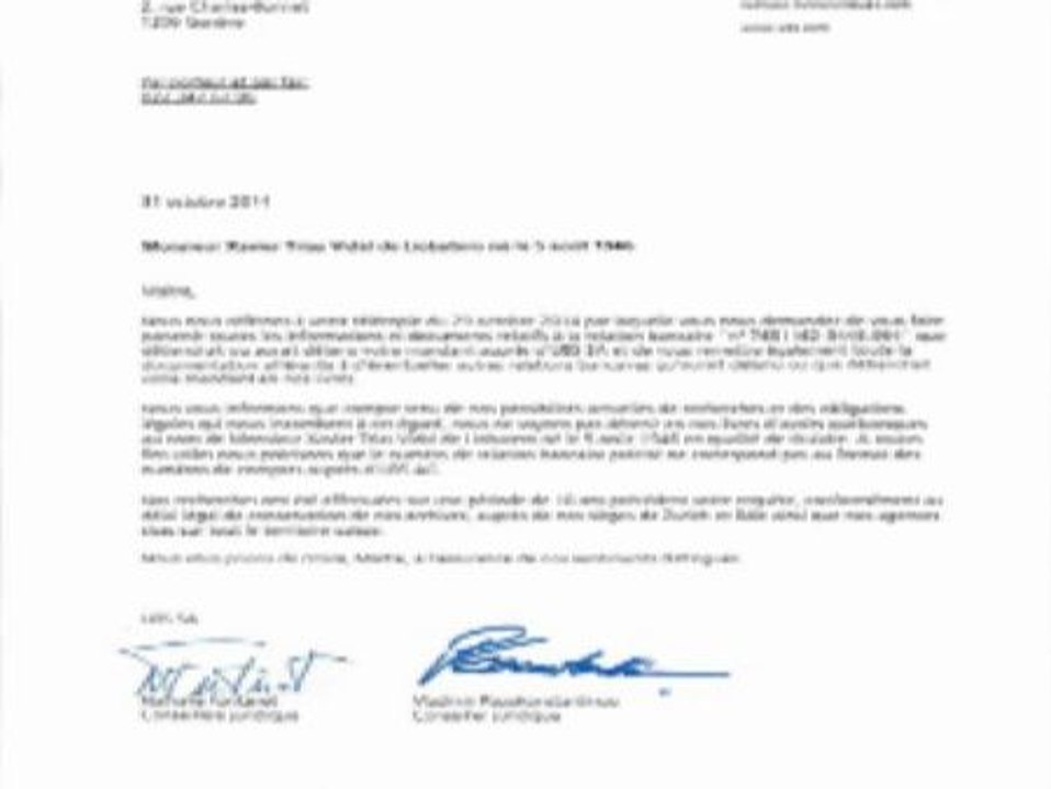 Trías muestra en el pleno del Ayuntamiento de Barcelona un certificado que acredita que no tiene cuentas en Suiza