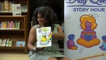 Unas Drag Queen leen cuentos a los niños en las bibliotecas estadounidenses