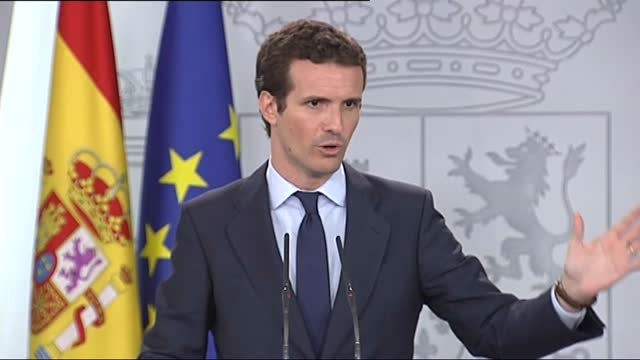 Casado ofrece a Sánchez volver a aplicar el 155 si el Govern continúa con la hoja de ruta de ruptura