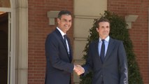 Reunión entre Sánchez y Casado en La Moncloa