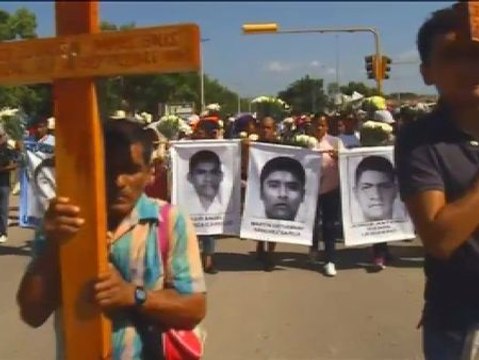 4 detenidos por la desaparición de los estudiantes de Iguala