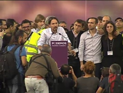 Podemos le da pleno poder a la política de Pablo Iglesias