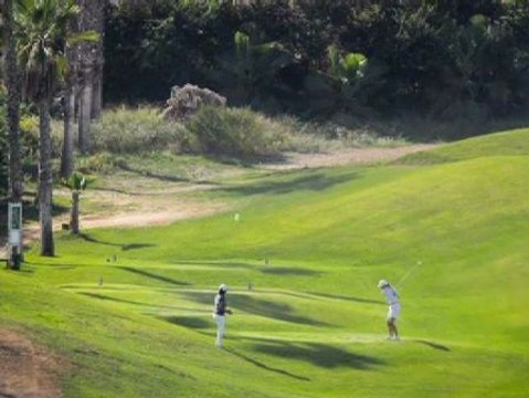 Qué hay detrás de la foto del Campo de Golf de Melilla
