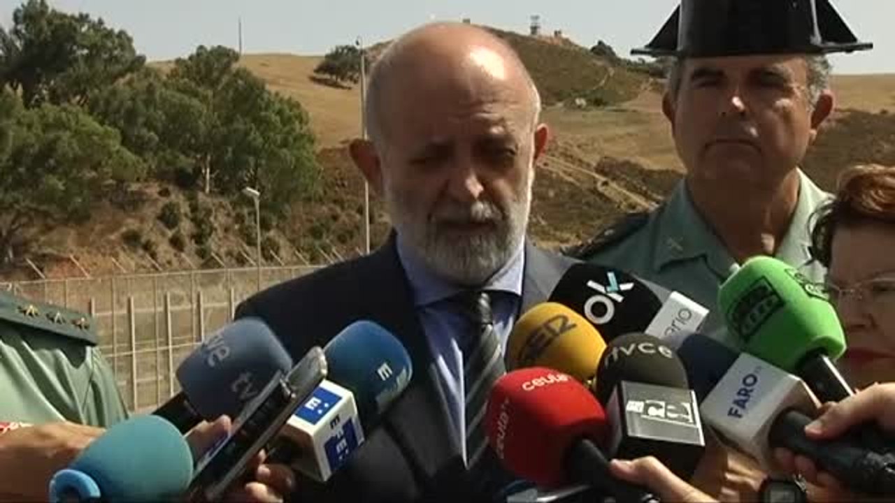 Félix Azón: "Mi trabajo es asegurar que la Guardia Civil tenga todos los medios posibles para defender la frontera"