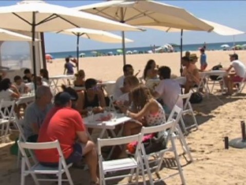 Los chiringuitos, aliados en la conservación de la costa