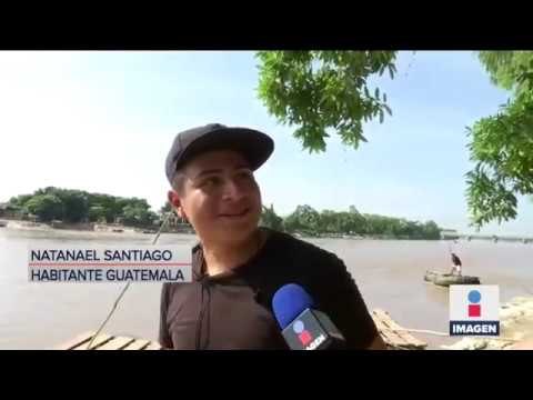 Policías navales prohíben entrada al país a migrantes sin documentos | Noticias con Ciro