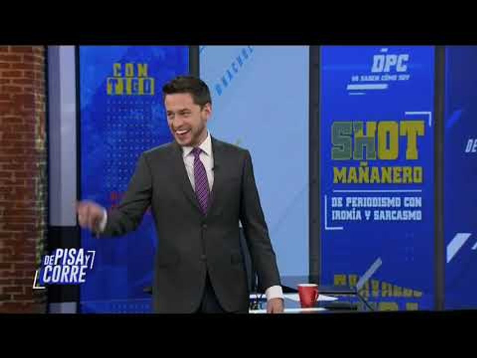 Ambulancia cruza entre protestas en Hong Kong | De Pisa y Corre