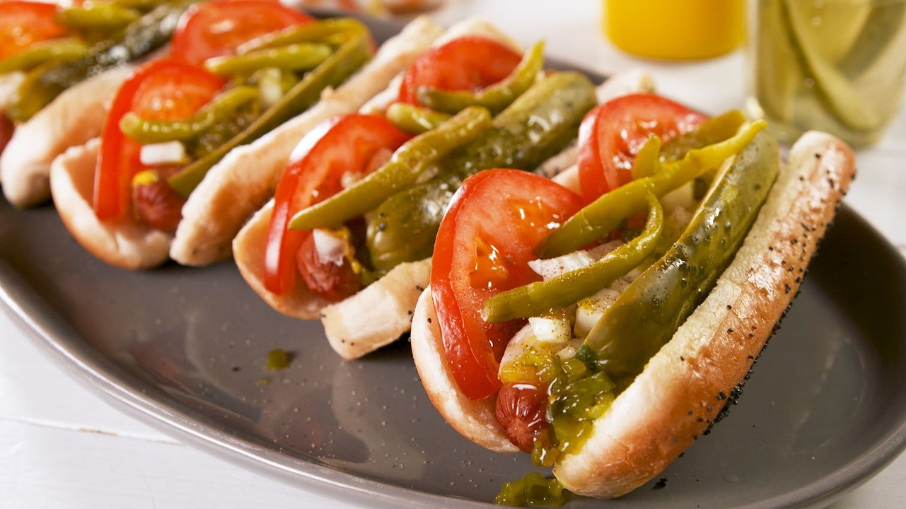 Here's How To Make A Legit Chicago Dog