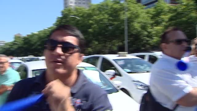 La huelga de taxis en Madrid colapsa la capital