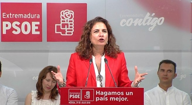 Montero: El PP el viernes votó la austeridad y los recortes