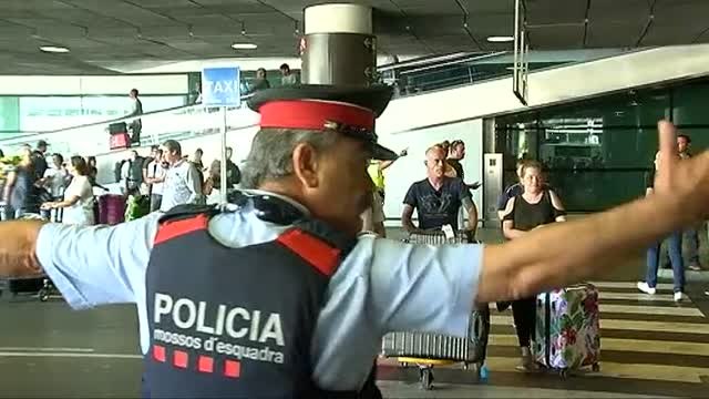 Nueva jornada de protestas entre los taxistas de Barcelona