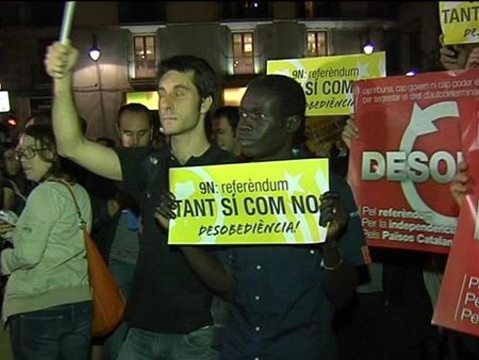 Mas asume que la consulta no se celebrará mientras el resto de independentistas llaman a la desobediencia