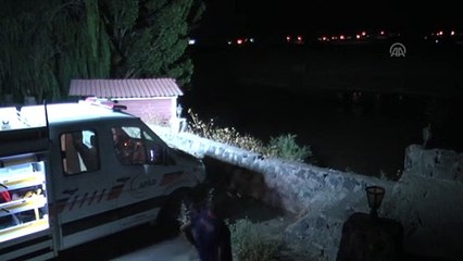 Dicle Nehri'ne giren gencin kaybolduğu iddia edildi - DİYARBAKIR
