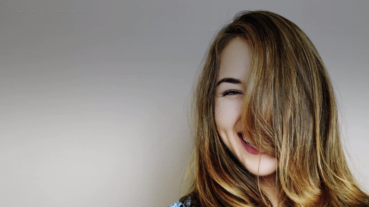 This Is the Most Flattering Haircut Ever—Plus, 15 Examples to Show Your Stylist