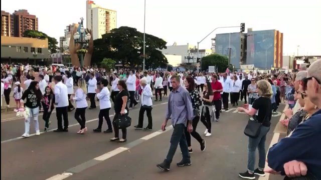 Corpus Christi: multidão de fiéis chega a Catedral