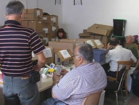 Los españoles, cada vez más solidarios