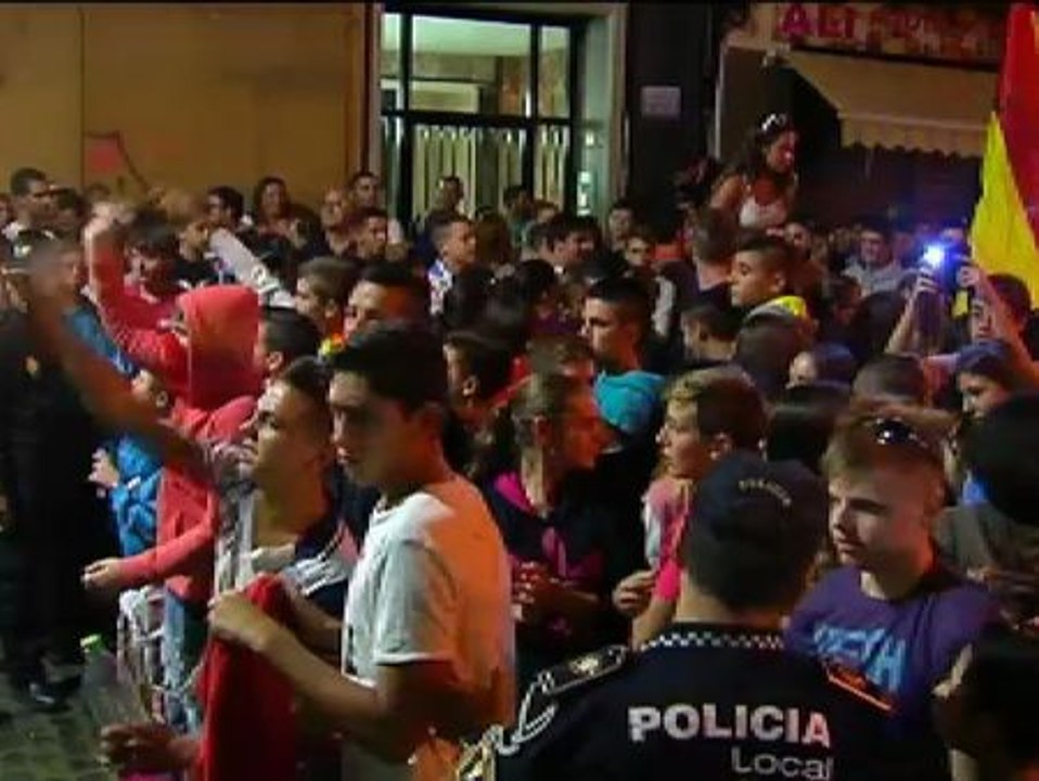 Heridos en Algemesí durante las protestas contra el toreo de becerros