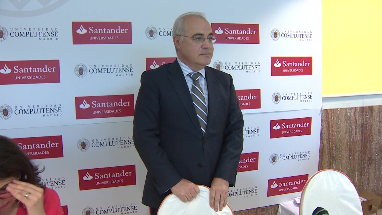 Llarena en los cursos de verano de El Escorial