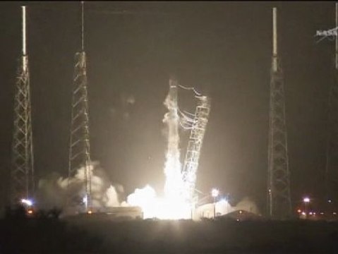 La NASA envía más de 2 toneladas de suministros a la Estación Espacial Internacional