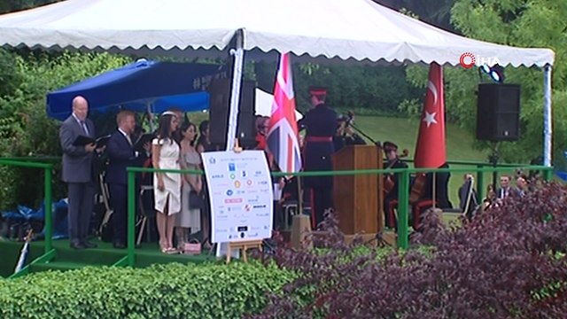 Kraliçe 'nin doğumgünü için Birleşik Krallık Büyükelçiğili'nde resepsiyon