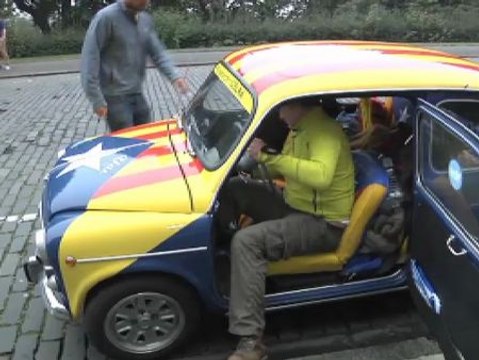 Unos 5.000 españoles también votan en Escocia