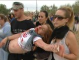 Una mujer herida durante los enfrentamientos entre manifestantes y vecinos de Tordesillas