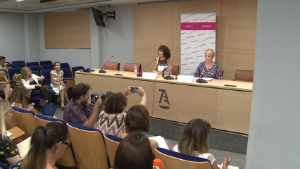 Ángela González junto a Women's Link Worldwide