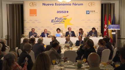 Isabel Celaá en el desayuno informativo de Fórum Europa