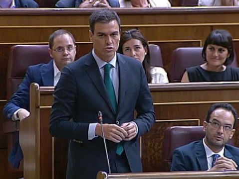 Pedro Sánchez se estrena en un cara a cara con Rajoy en el Congreso