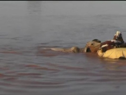 Las inundaciones en Pakistán causan al menos 320 muertos