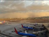 Impresionante tormenta de arena cubre por completo la ciudad de Phoenix