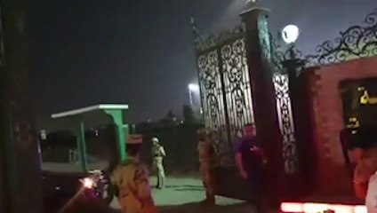 لحظة مغادرة المنتخب ملعب الكلية الحربية بعد الاستعداد لزيمبابوى