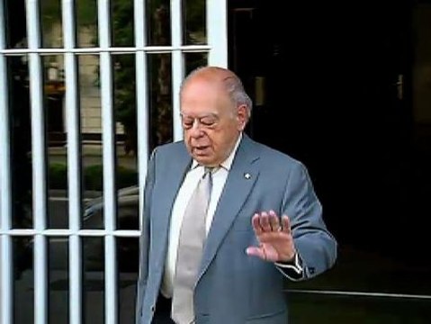 Las asociaciones vecinales también se querellan contra Jordi Pujol