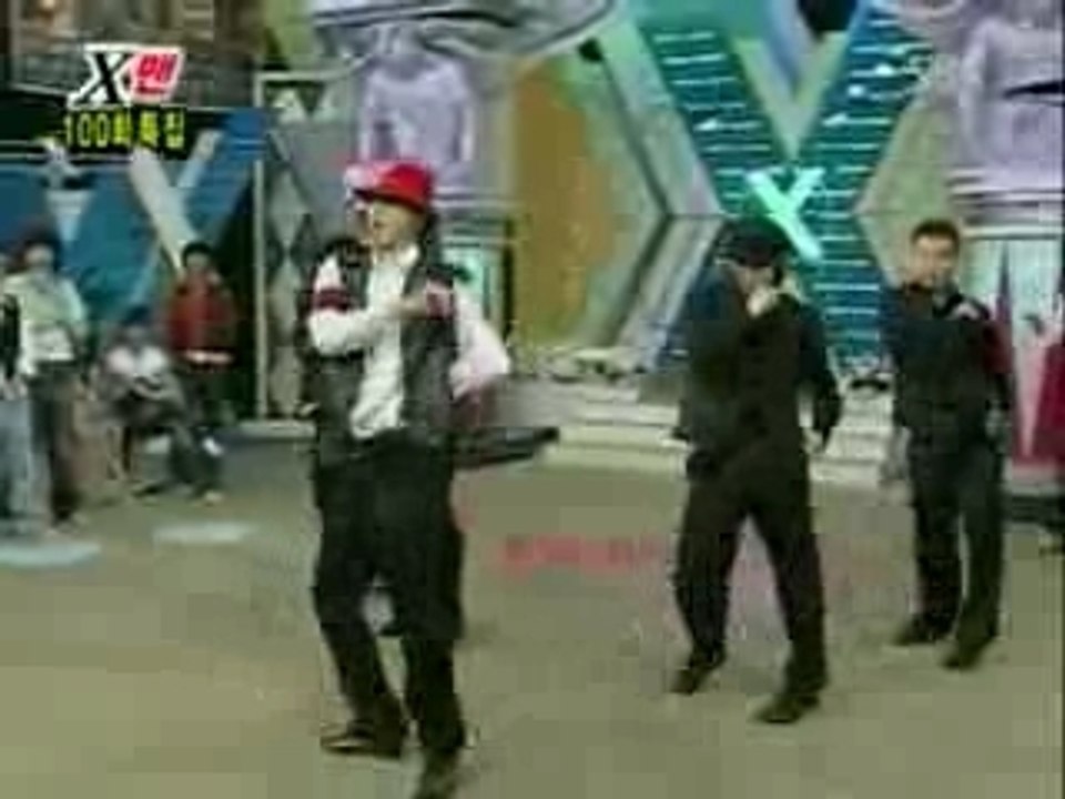 U-know yoon ho dances michael jackson style