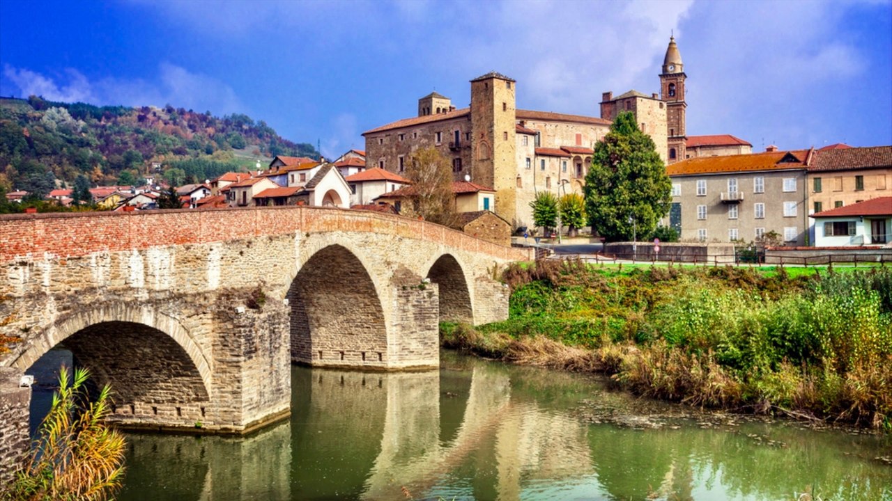 A Beautiful Village in Italy will Pay you to Live there