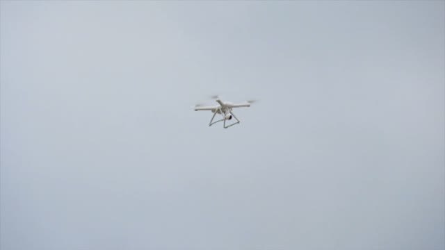Conil de la Frontera vigila con drones sus playas por la seguridad de los bañistas