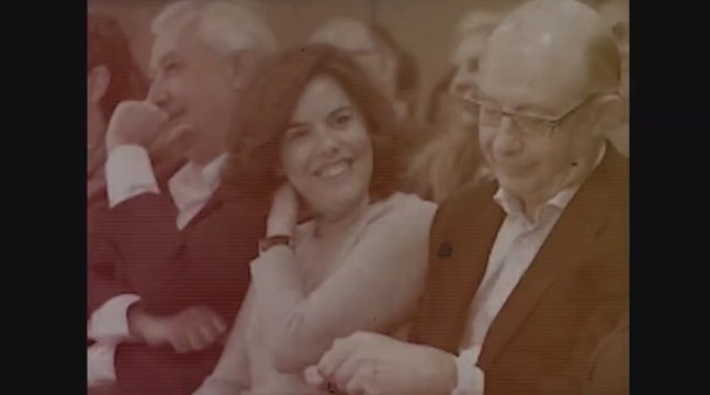 'Cuéntame como vais a renovarnos': repaso a las trayectorias de Arenas, Villalobos y Montoro, apoyos de Santamaría