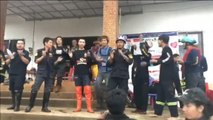 Celebraciones tras concluir felizmente el rescate en Tailandia
