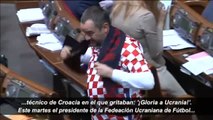 Así ha llegado hoy el presidente de la Federación Ucraniana de Fútbol al Parlamento