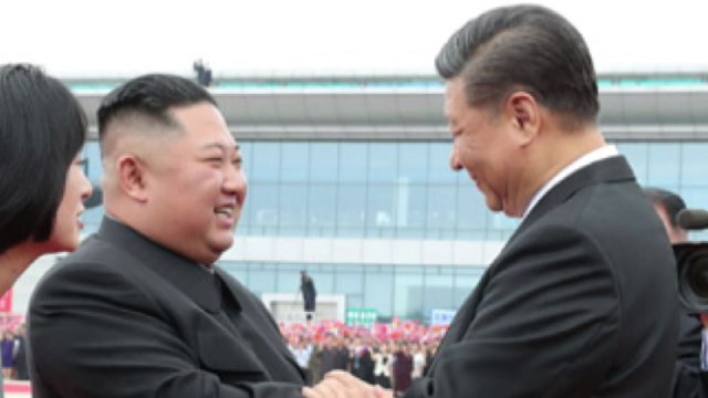 北, 시진핑 방북 보도... 북중 관계 발전, 평화·안정에 유리 / YTN