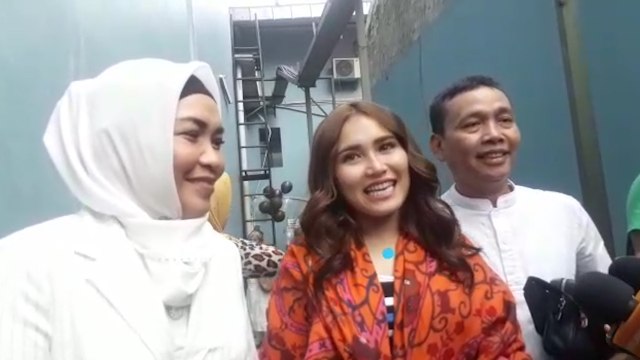 Cerita Ayu Ting Ting Solo Traveling di Eropa Sampai Berat Badannya Naik