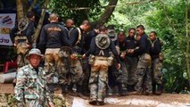 Continúa el rescate de los niños atrapados en la cueva tailandesa