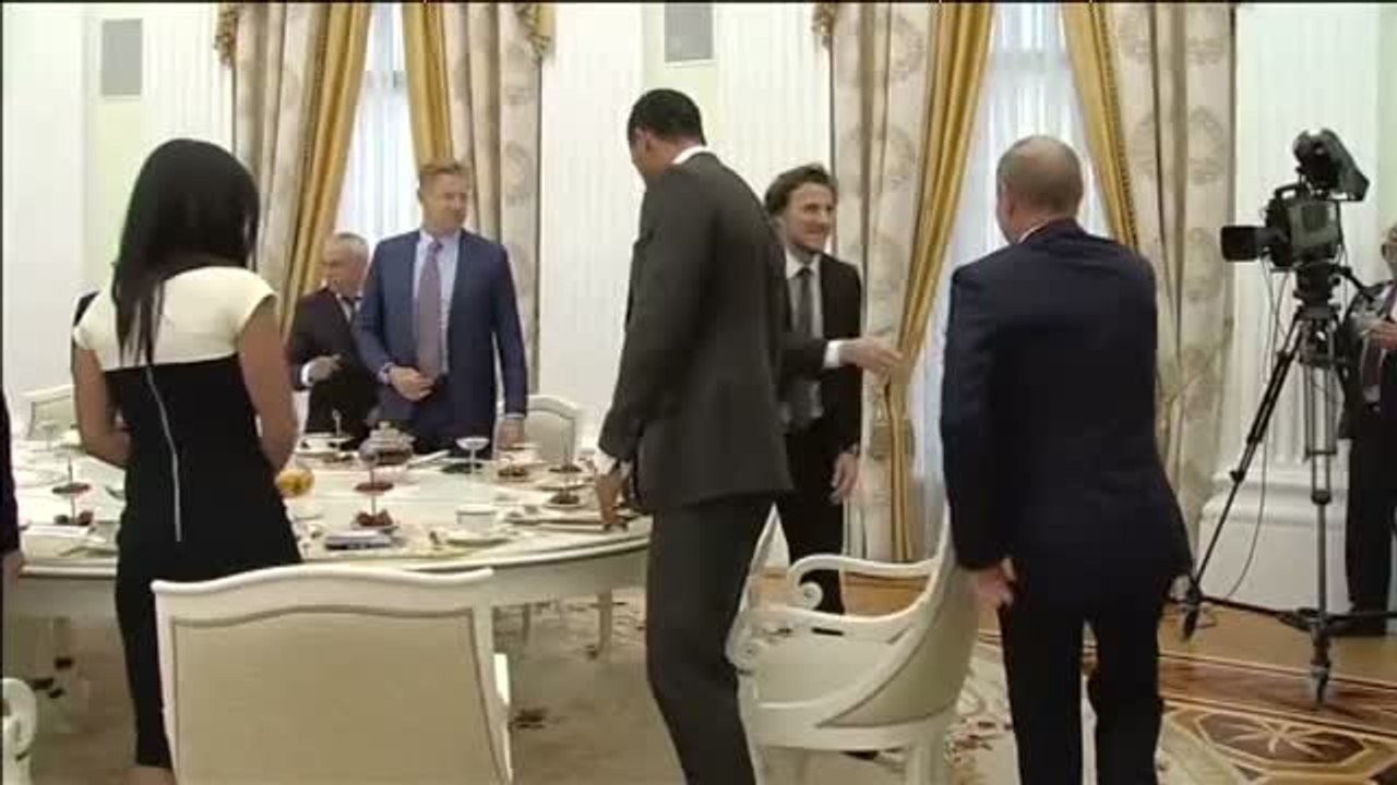 Vladimir Putin: "Estoy seguro de que, todo el mundo que ha venido a ver el Mundial, volverá pronto a Rusia"