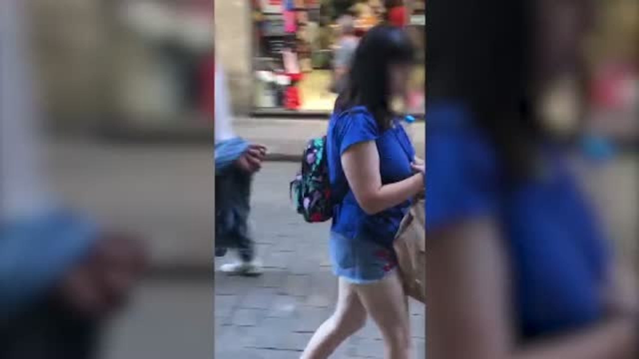 Así se lucha contra los carteristas en las zonas más turísticas de Barcelona