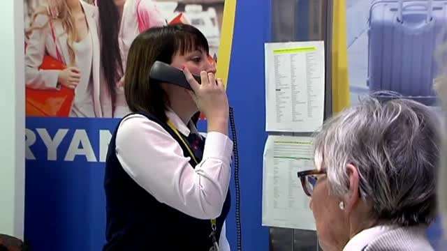 Los empleados de Ryanair se plantan y convocan huelgas el 25 y 26 de julio