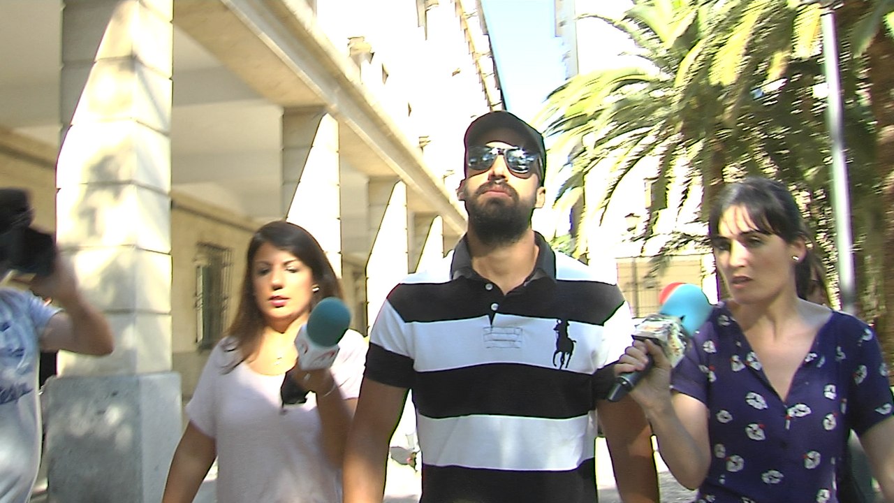 El guardia civil de 'La Manada' abandona los juzgados