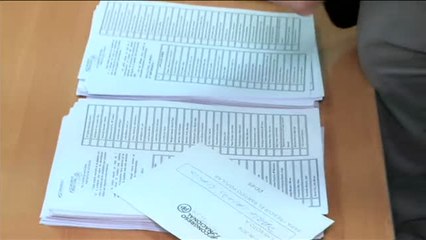 Pablo Casado vota con confianza en su victoria